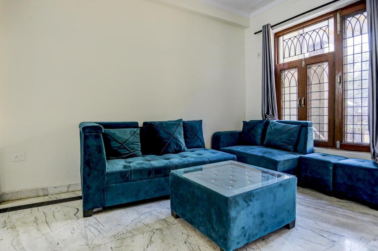 Hotel Capital O Uk House Residency à Gurgaon Extérieur photo