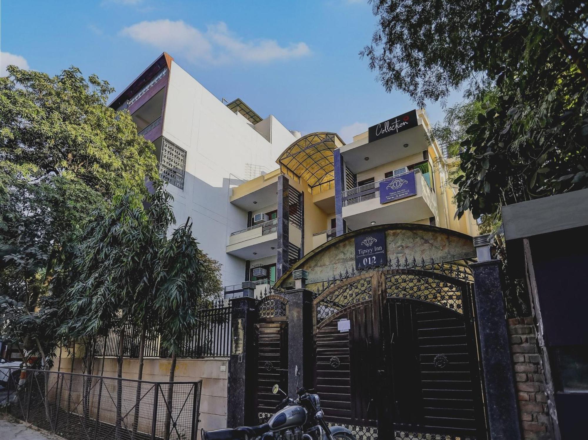Hotel Capital O Uk House Residency à Gurgaon Extérieur photo
