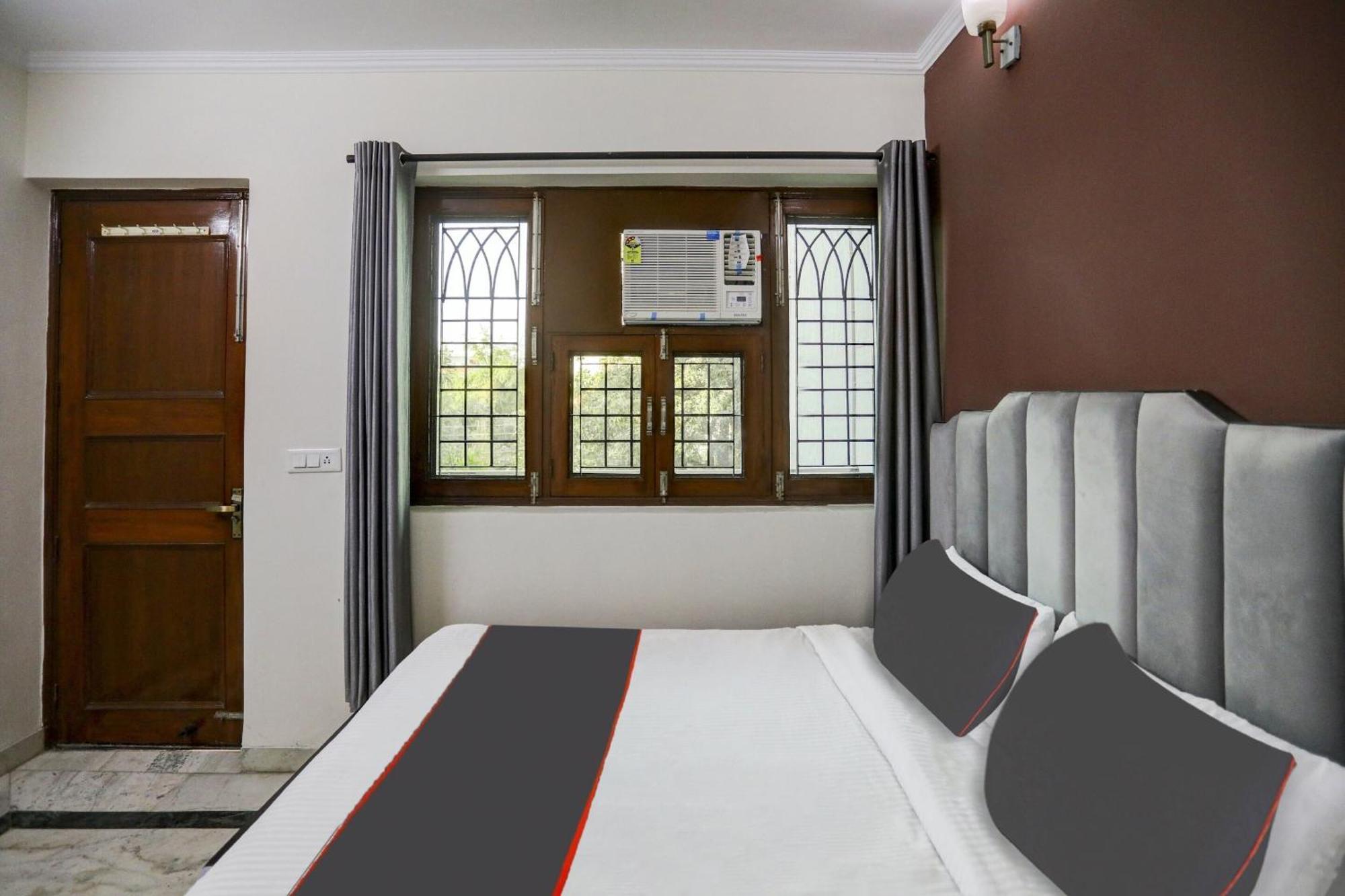 Hotel Super Capital O Uk House Residency à Gurgaon Extérieur photo