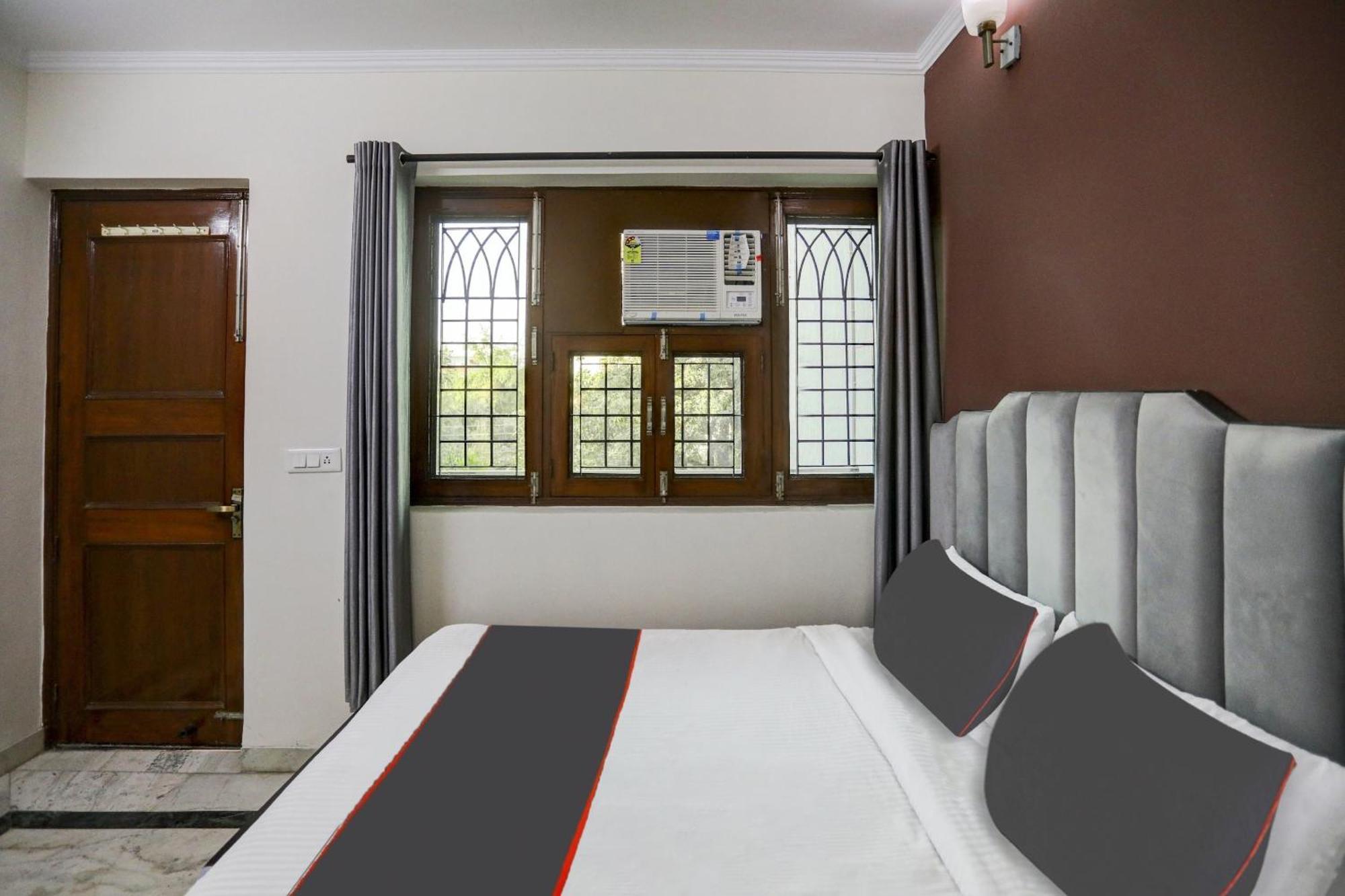 Hotel Super Capital O Uk House Residency à Gurgaon Extérieur photo